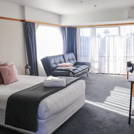 The Beachcomber Hotel Нельсон Экстерьер фото