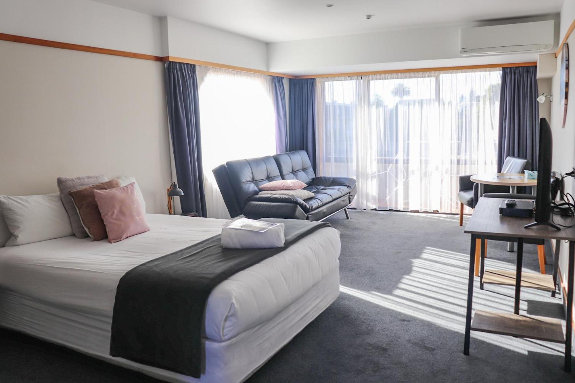 The Beachcomber Hotel Нельсон Экстерьер фото