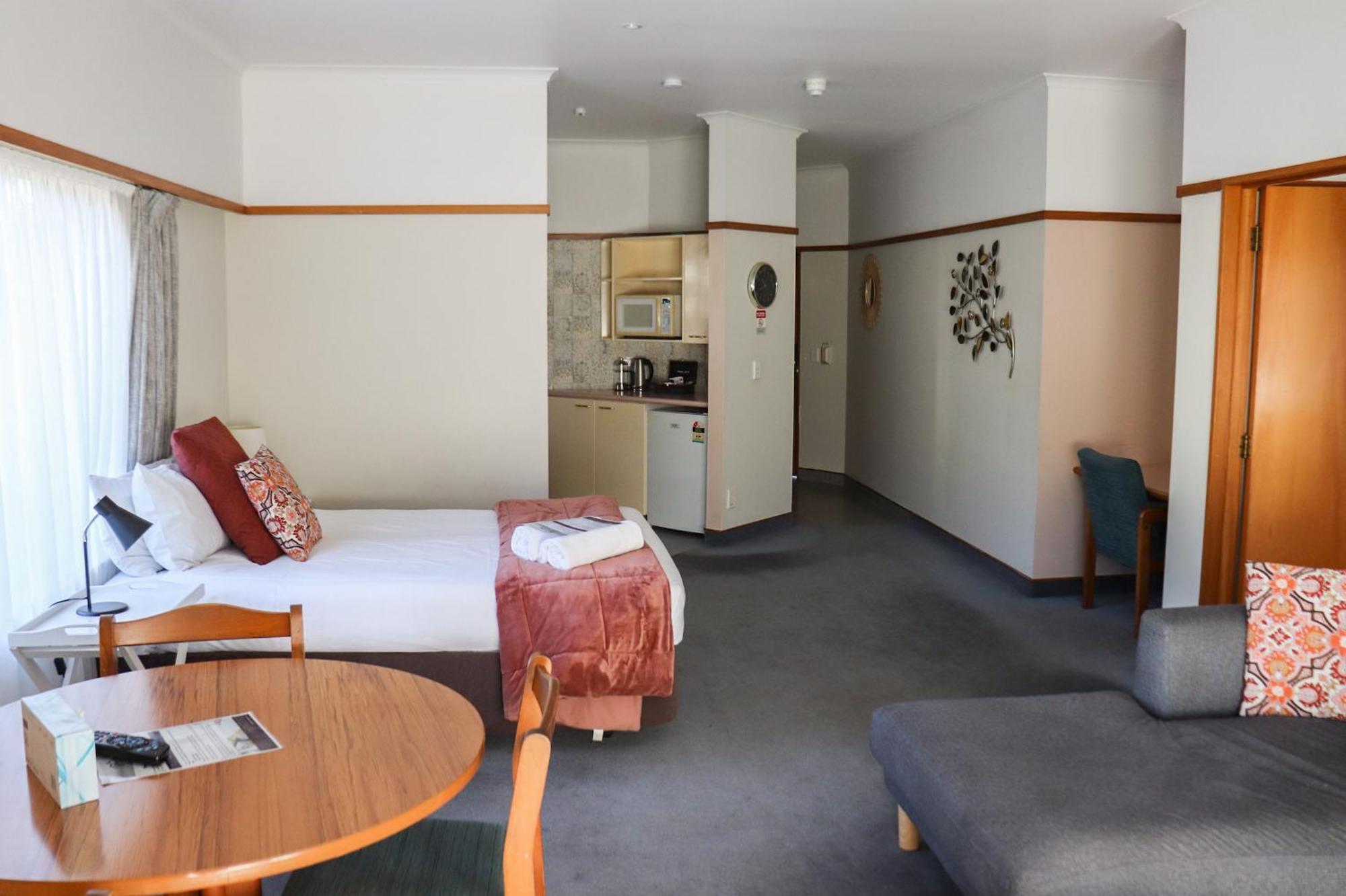 The Beachcomber Hotel Нельсон Экстерьер фото